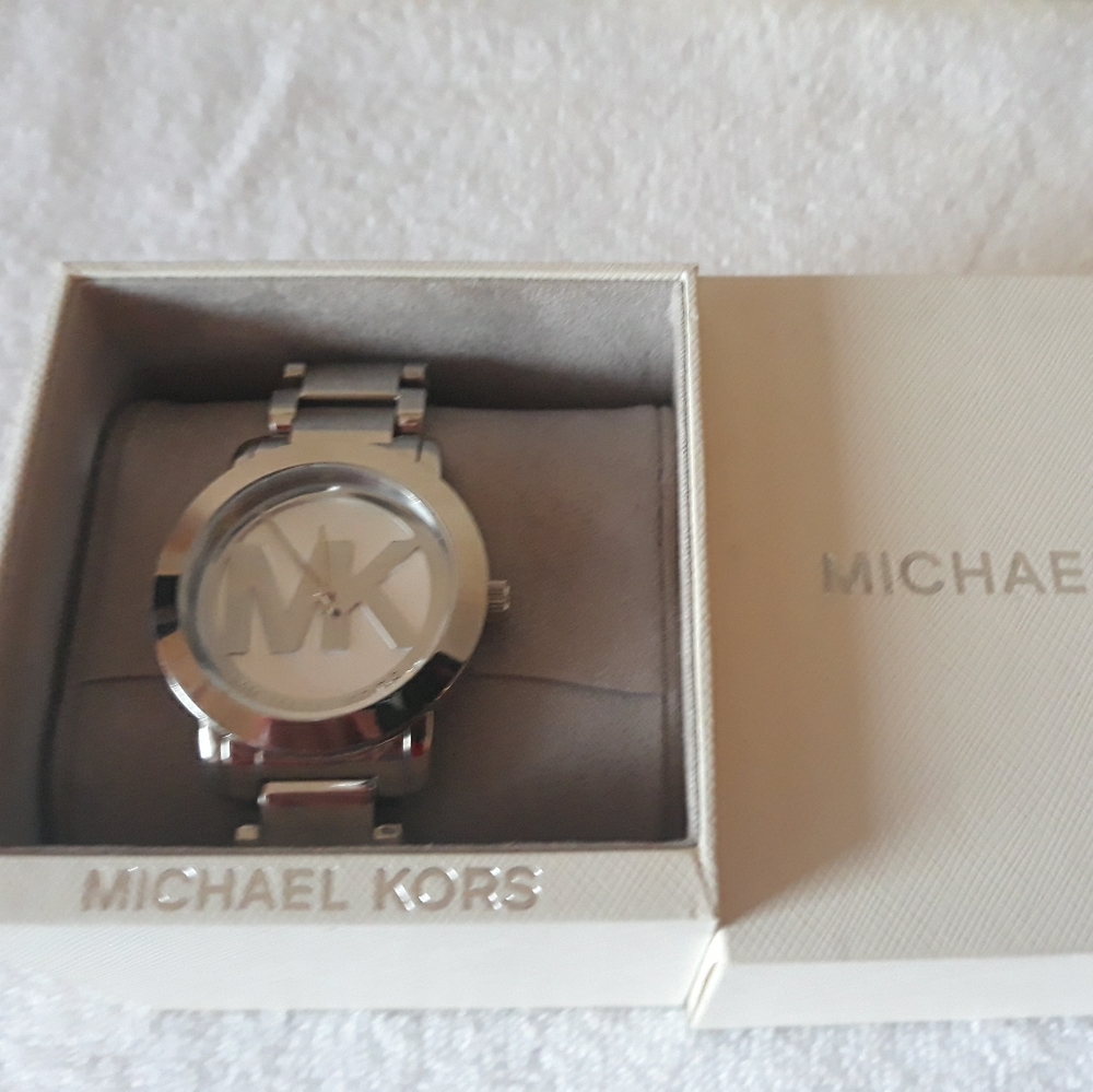 MK Watch